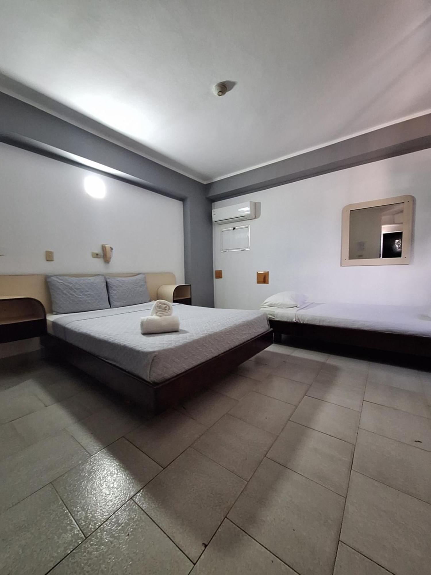 Hotel Jupiter El Morro de Barcelona Zewnętrze zdjęcie